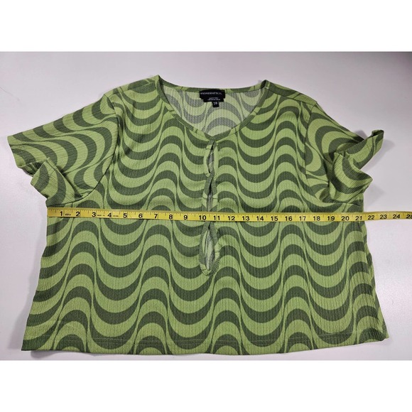 Wednesday's Girl Curve crop T-shirt with cut-out detail in green wavy XL - Picture 4 of 8